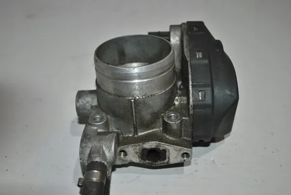 Corpo de borboleta Audi A4 B5 OE 06B133062D image 4