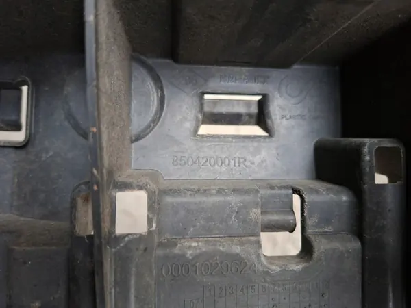 Conjunto de deslizadores de para-choque traseiro Renault Megane III 08- image 4