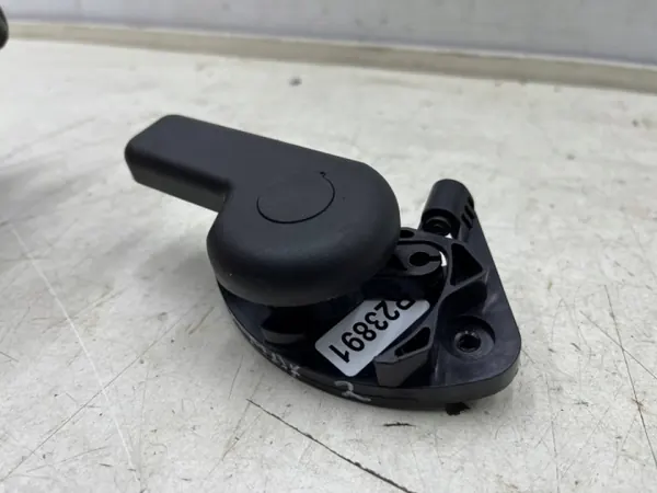 Fecho do capô OEM AM51-16B626-AB para Ford Escape 2013- image 3