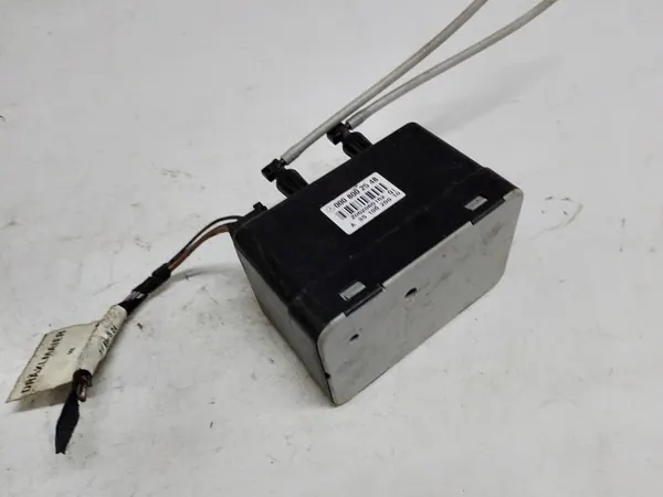 Mercedes central låspump OEM 0008002548 Begagnad image 4