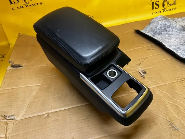 OEM A4636801410 Läderarmstöd för Mercedes G63 AMG image 2