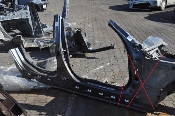 BMW 3 G20 2022 B-Säule Rechts OEM 423048 image 2