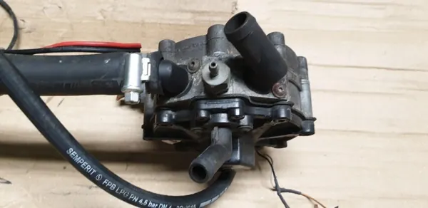 KAM-CAR LPG Gasreduzierer Verteiler - Gebraucht image 9