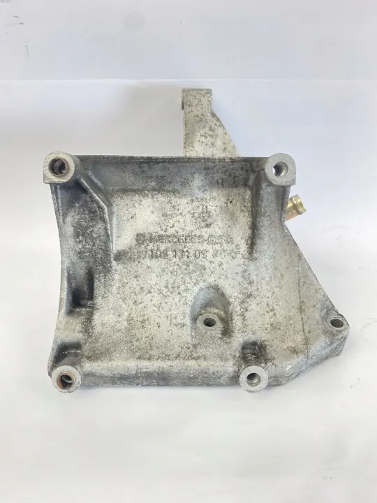 AC-kompressorin Kiinnike OEM 1031310935 Mercedes W124 image 2