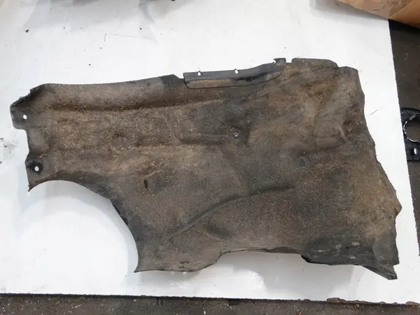 Left Front Wheel Arch BMW 1 F21 11-19 OEM 51717241845 image 5