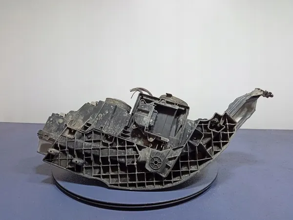 FARO DIREITO XENON RENAULT LAGUNA II LIFT EU 7701476941 image 3