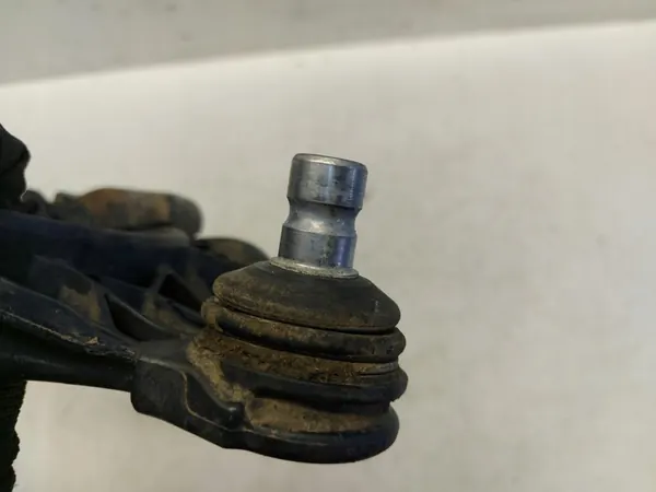 Braccio di Controllo Anteriore Superiore TESLA MODEL 3 1044326-00-G image 3