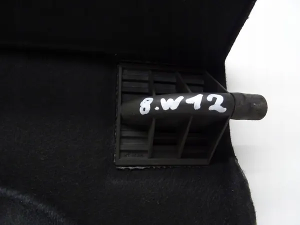 Achter bagagerek OEM 5N0867769K voor VW Tiguan I image 5