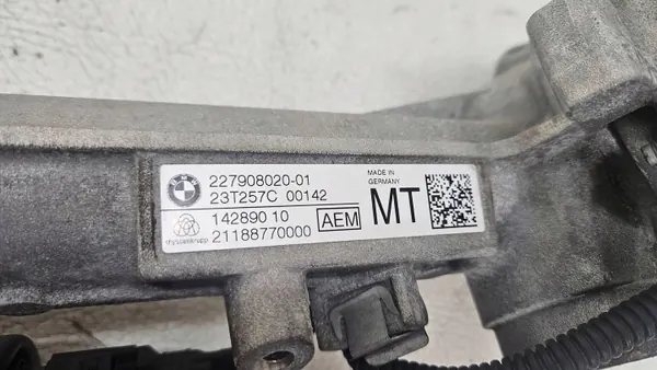 Boîte de transfert BMW OEM 227908020 - Comme neuve image 5