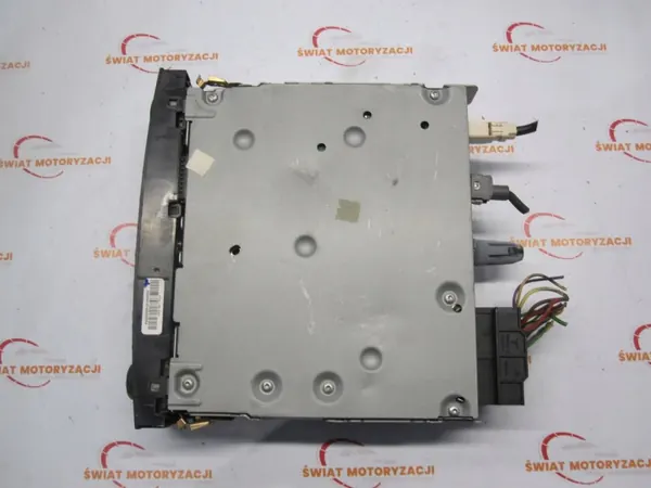 CITROEN C3 II 1.4 HDI Radio CD OEM 98016070XT image 4