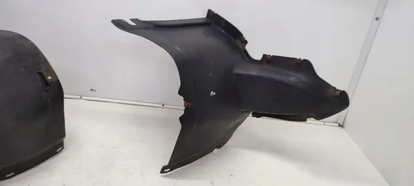 Front Right Wheel Arch VW Golf V 1K 1K5805978 image 4