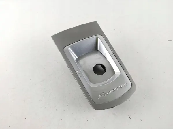 Porsche Panamera Versnellingspookbeugel OEM 97055316100 image 2