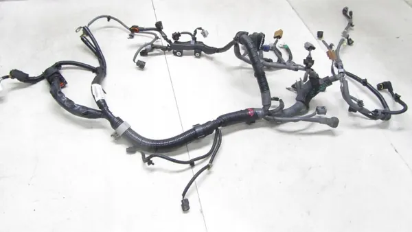 Feixe Motor Suzuki OE OEM 3665060R20 - Usado image 2