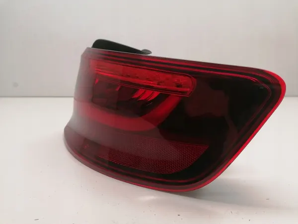 AUDI A3 8V4 Sportback Luz Trasera LED Derecha Original image 3
