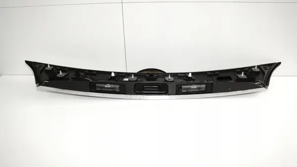 OEM 371116880 Habillage Hayon Opel Meriva B 2010-2013 image 8