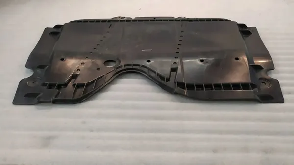 Dacia Dokker Täcksplatta 758908453R image 7