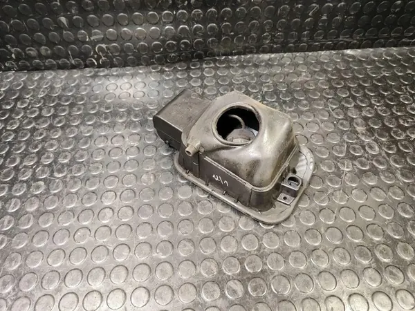 Motor da tampa de combustível SKODA SUPERB I 3T5809857B 2.0L Diesel image 2