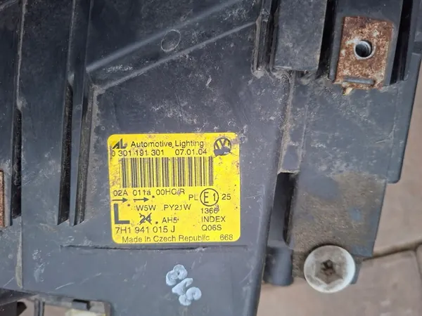 Faróis Dianteiros Esquerdo Direito VW T5 7H1941016J 7H1941015J image 9