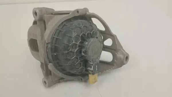 Vasemman Moottorin Kiinnike Audi Q7 4M0199371J image 2