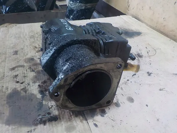 Compresseur d'air Renault Magnum 440 12L image 3