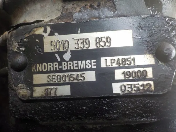 Compresseur d'air Renault Magnum 440 12L image 6