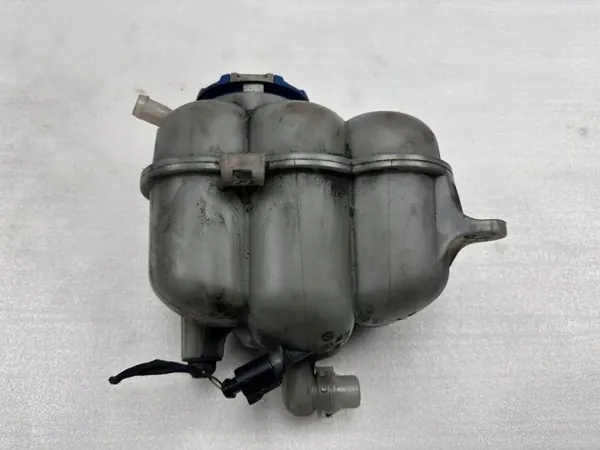 Audi OE 4M0121405 Uitzettank - Gebruikt image 2