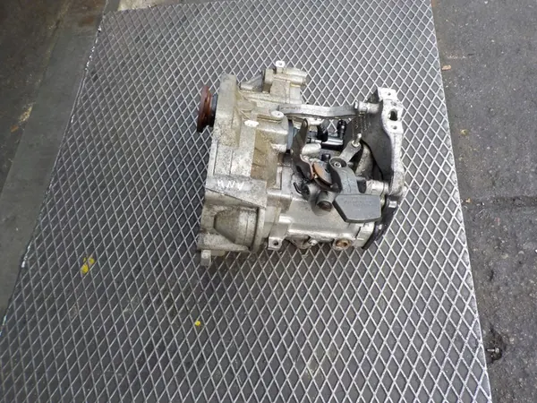 HNV 1.9 TDI Vaihteisto Seat Altea Toledo III image 5