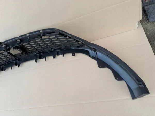 OEM 620265111R etupuskurispoileri Dacia Sanderolle image 6