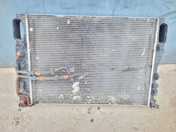 Mercedes W211 W219 Waterkoeler A2115003402 image 2