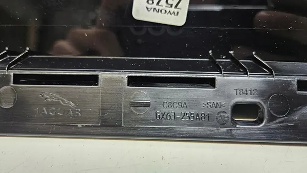 JAGUAR XF X260 15- Rear Right Vertical Wiper Blade image 8