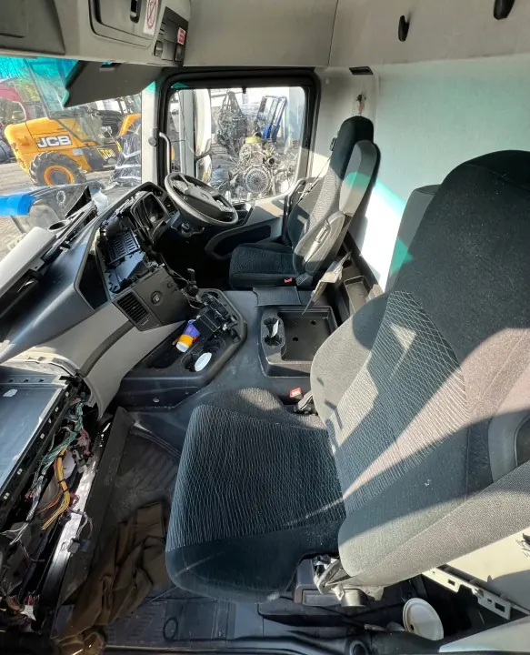 Mercedes Actros Antos Arocs dagcabine frame OEM antos kabina image 3