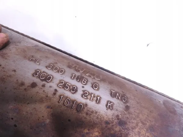 Pakoputken vaimentin OEM 3C0118G 3C0253211K VW Touran image 7