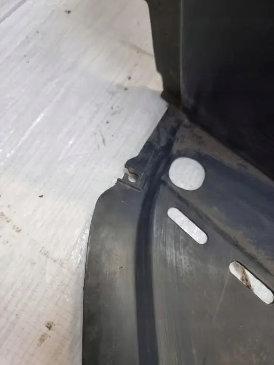 Chevrolet Trax vordere rechte Kotflügel OEM 95142652 image 3