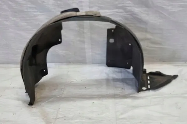 Chevrolet Trax vordere rechte Kotflügel OEM 95142652 image 5
