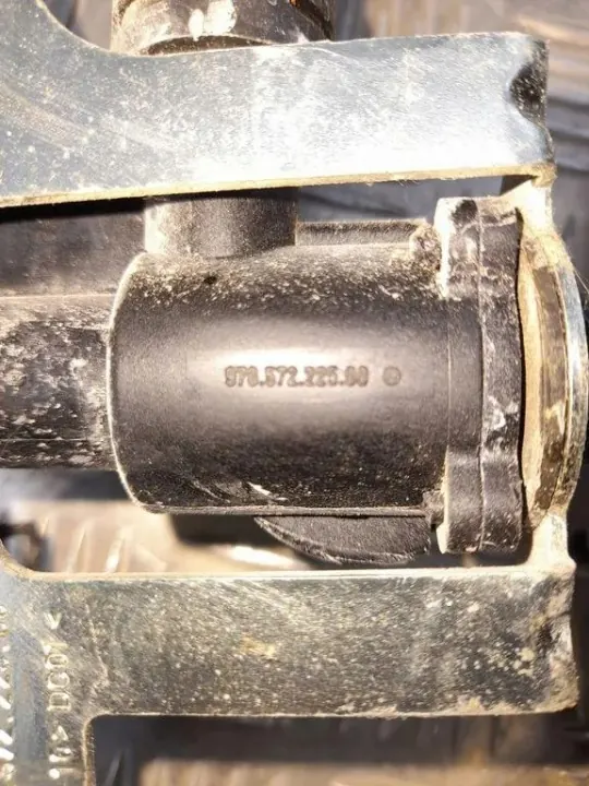 Pompe à eau Porsche Panamera 970 OEM 976572226 image 4