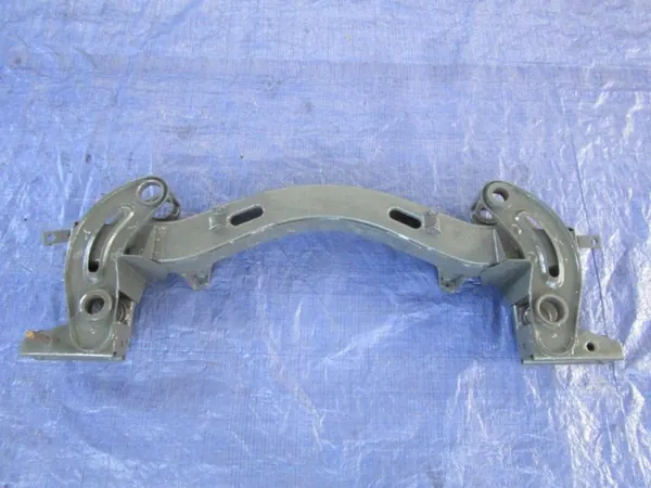 Iveco Daily VI 3.0D Frontträger-Schlitten OEM 4x4OE000999 image 2