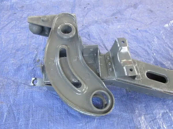 Iveco Daily VI 3.0D Frontträger-Schlitten OEM 4x4OE000999 image 5