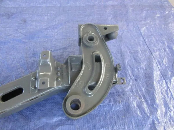 Iveco Daily VI 3.0D Frontträger-Schlitten OEM 4x4OE000999 image 6