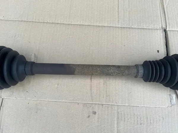 Vänster drivaxel Renault Scenic III 1.5DCI Manuell OE 391013387R image 4