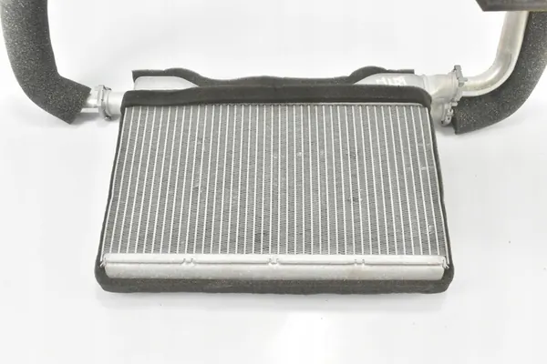 Lämmitysjärjestelmä BMW F10 F11 F06 image 2