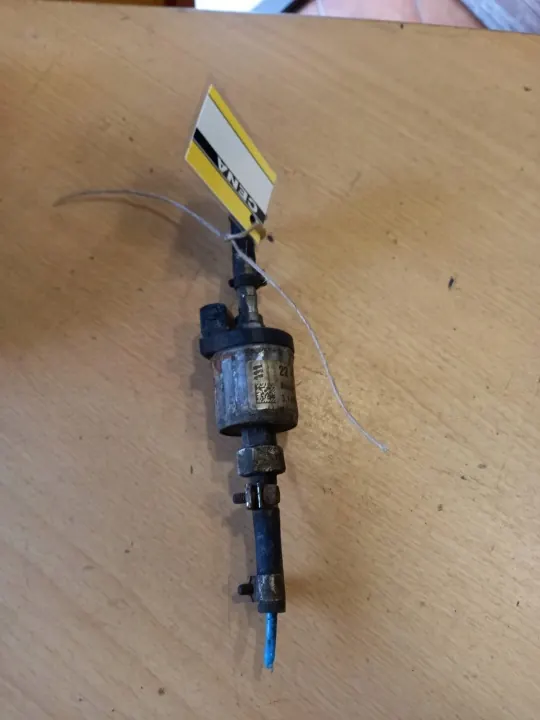 Bomba de combustível Webasto/Eberspacher OEM cjmkuyf - Usado image 2
