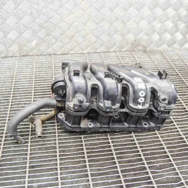 Colector de admisión Hyundai OE OEM 60024404 para IX35 image 3