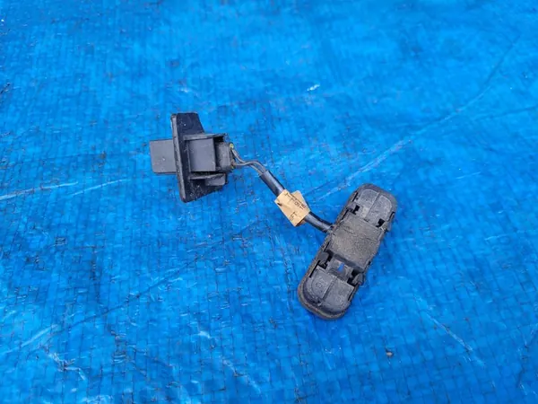 OPEL Insignia A Mikrokatkaisin Takaluukun Kahva GM 13359897 image 2