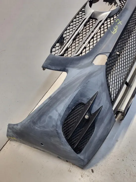 MERCEDES GLC 253 AMG Parrilla de Parachoques Delantero image 2