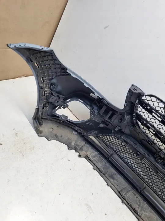 MERCEDES GLC 253 AMG Parrilla de Parachoques Delantero image 4