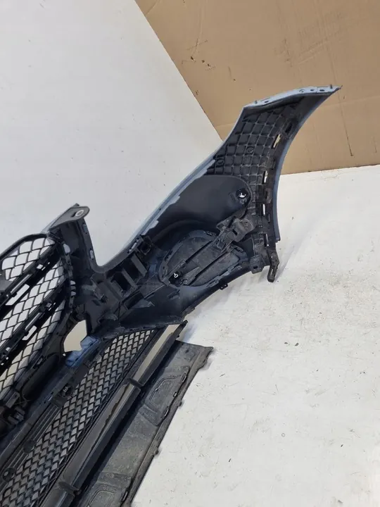 MERCEDES GLC 253 AMG Parrilla de Parachoques Delantero image 5