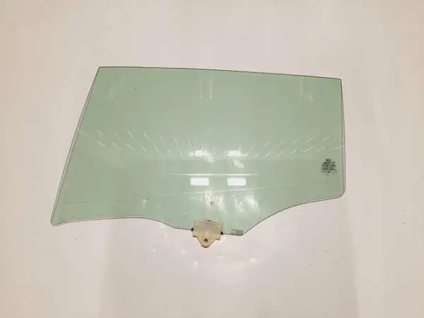 Vidrio lateral puerta trasera izquierda Kia Stinger OEM 93580J50LT image 2