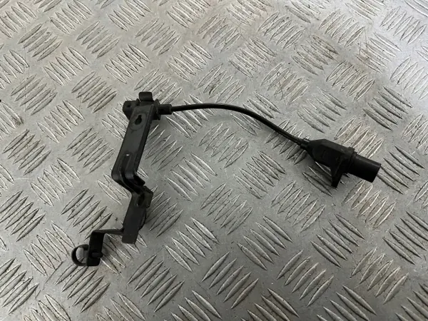 Sensor de posición de árbol OEM 39180-26900 - Usado image 10