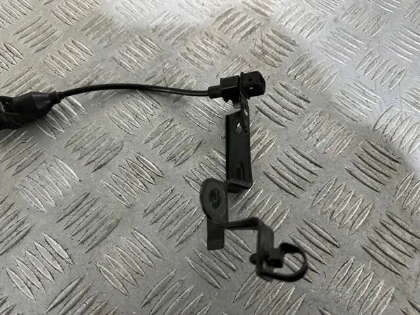 Sensor de posición de árbol OEM 39180-26900 - Usado image 9