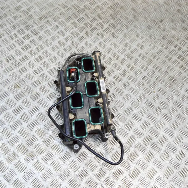 Collecteur d'admission OEM 05281429AA Chrysler Pacifica image 3